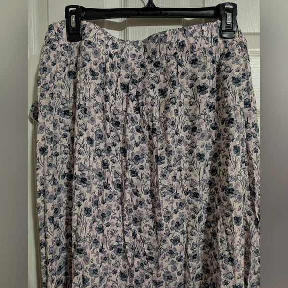 Maurices XL 90s Floral Wrap Maxi Skirt Modest Teacher Versatile - Picture 5 of 6